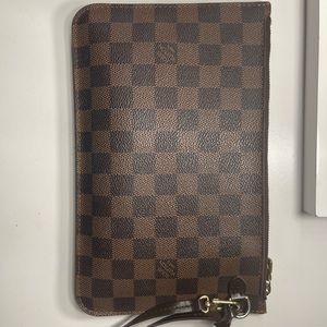 Louis Vuitton Neverfull GM Pouch with red interior